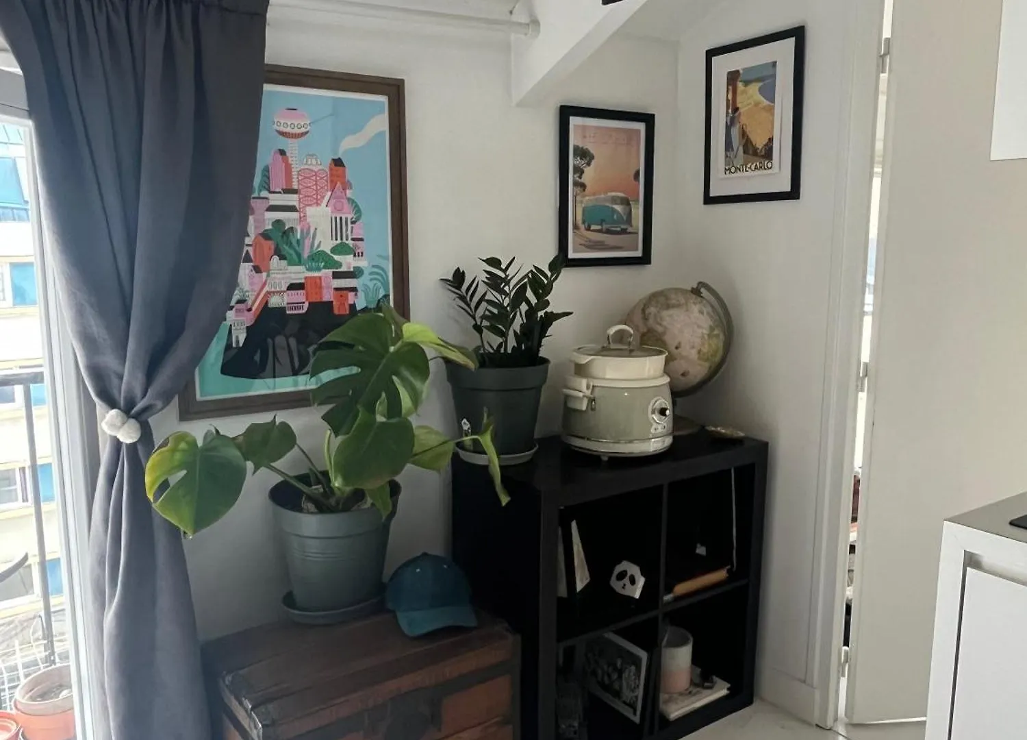 Charmand 40M2 Sous Les Toits Parisiens Apartment 0*, Paris France